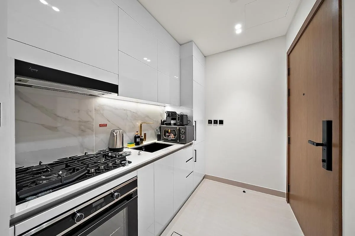 First Class Studio Touch Of Luxury & Comfort Dubai 0*,
